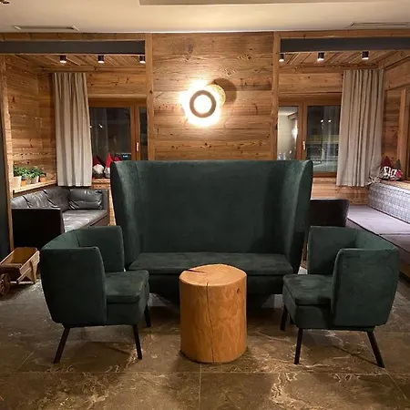 Ariston ***s Otel Madonna