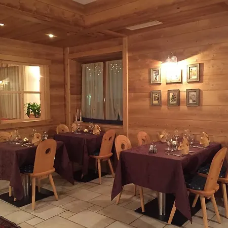 Ariston ***s Otel Madonna