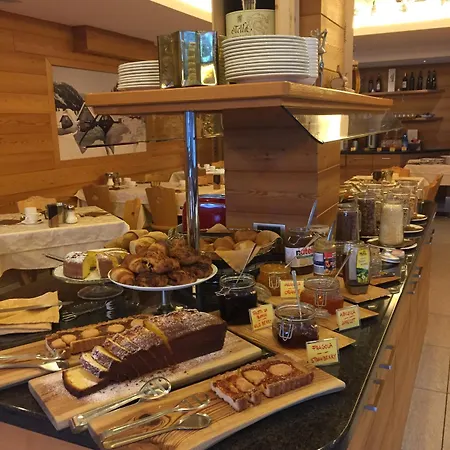 Hotel Ariston ***s